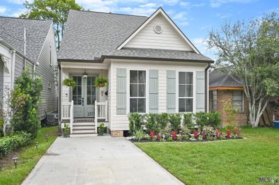 2575 Mcgrath Ave, House other with 3 bedrooms, 2 bathrooms and null parking in Baton Rouge LA | Image 1