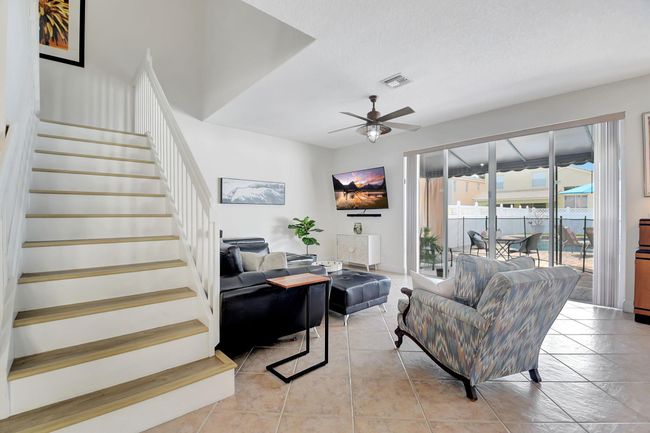 1273 Gembrook Ct, House other with 4 bedrooms, 3 bathrooms and null parking in Royal Palm Beach FL | Image 10