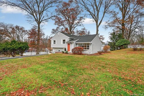 10 Patterson Ave, West Nyack, NY, 10994-2616 | Card Image