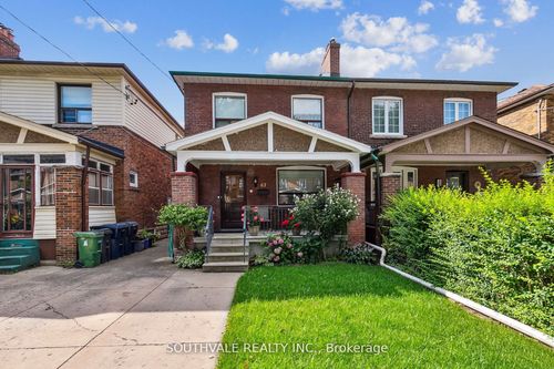 67 Kings Park Blvd, East York, ON, M4J2B9 | Card Image