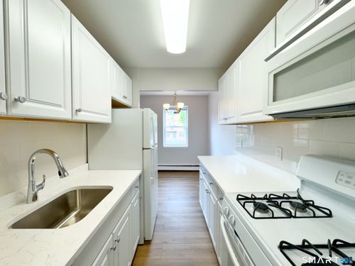 25-1 Walter Ave, Norwalk, CT, 06851-4119 | Card Image