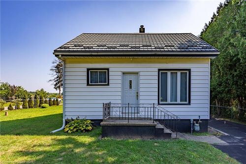 {{alt}} | Card Image