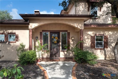 2581 Otter Way, New Braunfels, TX, 78132-4111 | Card Image