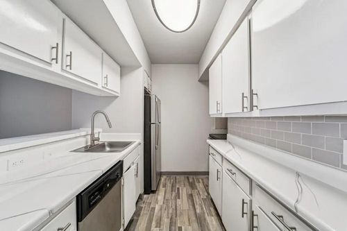 1-002-2815 Greenridge Drive, North Houston, TX, 77057 | Card Image