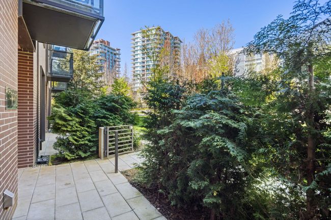 102 - 5681 Birney Avenue, Condo with 2 bedrooms, 2 bathrooms and 1 parking in Vancouver BC | Image 5