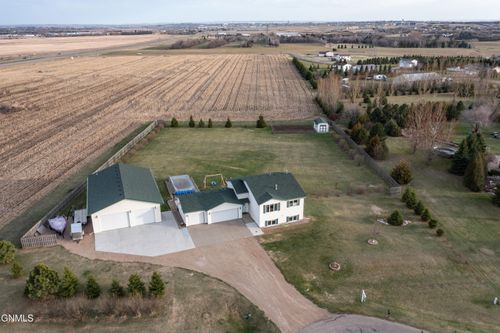 1001 Sunflower Dr, Bismarck, ND, 58503-6480 | Card Image