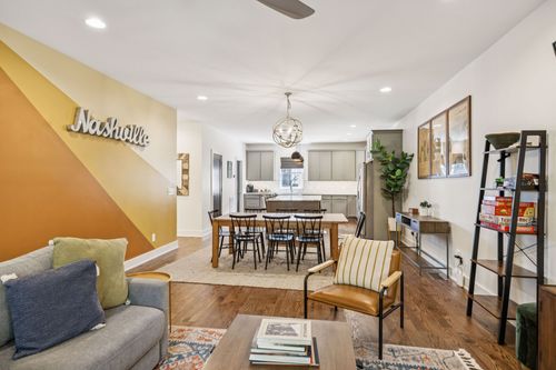 apt-10-2118 Elliott Ave, Nashville, TN, 37204-2189 | Card Image