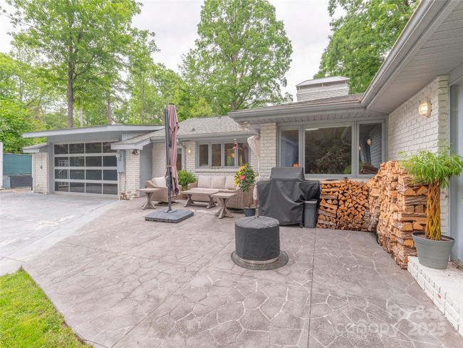Back Patio | Image 31
