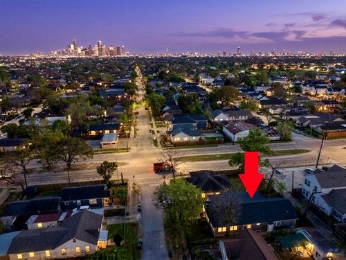 1405 Walton St, Houston, TX, 77009-2521 | Card Image