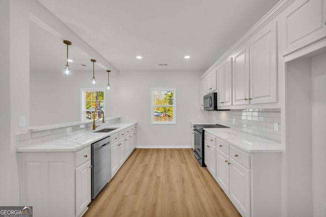 668 Brockton Rd, House other with 3 bedrooms, 2 bathrooms and 2 parking in Jefferson GA | Image 13