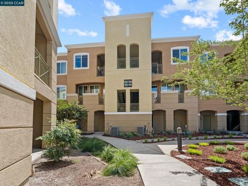 4708 Norris Canyon Rd, San Ramon, CA, 94583-1372 | Card Image
