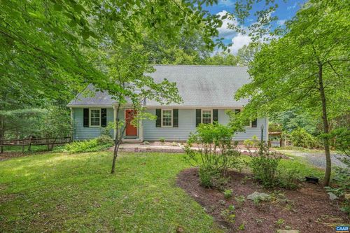 4260 Sylvan Ln, CHARLOTTESVILLE, VA, 22911-9065 | Card Image