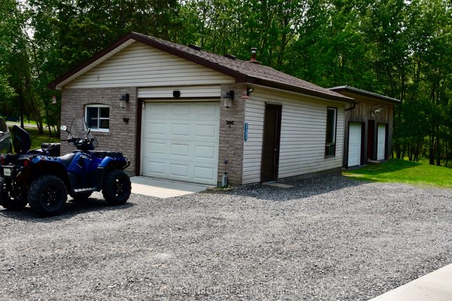 131 Graybow Dr, House other with 3 bedrooms, 2 bathrooms and 10 parking in Nipissing ON | Image 5