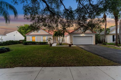 3855 Sabal Lakes Rd, Delray Beach, FL, 33445-1214 | Card Image