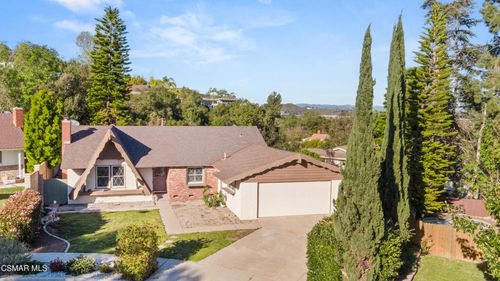 326 Longwood Ct, Newbury Park, CA, 91320-4836 | Card Image