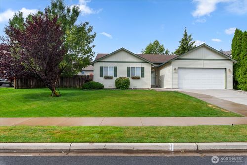 1492 Melissa Way, Wenatchee, WA, 98801-3663 | Card Image