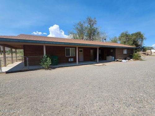 880 Truckee Ln, Fernley, NV, 89408-9753 | Card Image