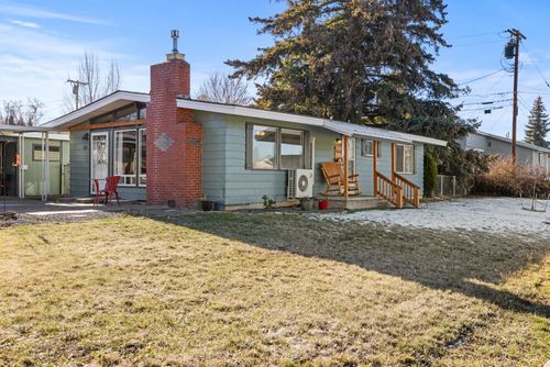 4366 Highland Way, Klamath Falls, OR, 97603-8567 | Card Image