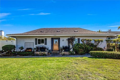 2504 University Dr, Newport Beach, CA, 92660-3315 | Card Image