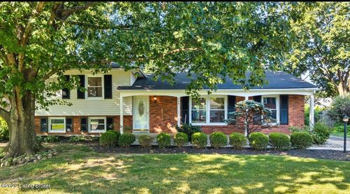 808 Foxwood Ave, Louisville, KY, 40223-2733 | Card Image