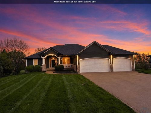 918 Wynstone Dr, Jefferson, SD, 57038-6868 | Card Image