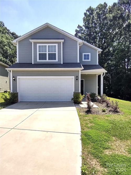 7135 Thornrose Dr, Charlotte, NC, 28210-6170 | Card Image