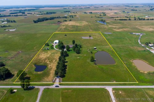 23535 720 Rd, Wagoner, OK, 74467-8079 | Card Image