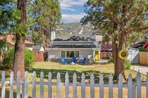 513 E Meadow Ln, Big Bear City, CA, 92314-9410 | Card Image