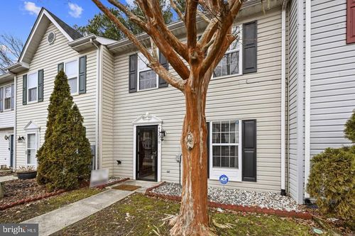 45270 Woodstown Way, CALIFORNIA, MD, 20619-3479 | Card Image