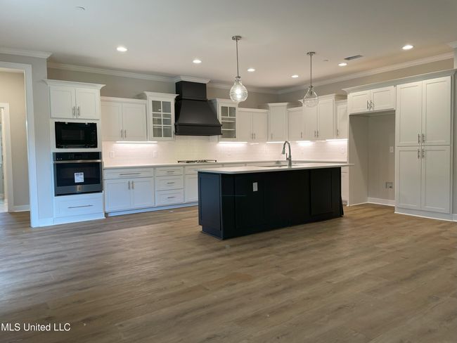 Kitchen | Image 4