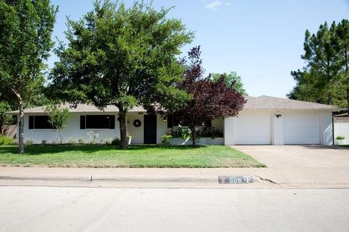 909 Douglas Ave, Midland, TX, 79701-4150 | Card Image