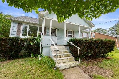 204 Dunham St, Norwich, CT, 06360-6134 | Card Image