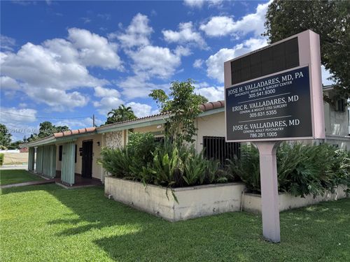 2660 Sw 3rd St, Miami, FL, 33135-1415 | Card Image