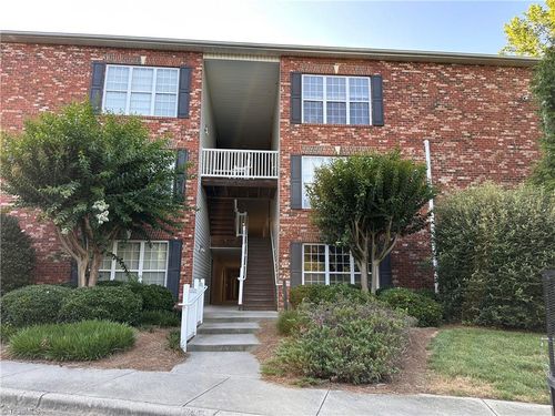 unit-108-5236 Hilltop Rd, Jamestown, NC, 27282-9825 | Card Image