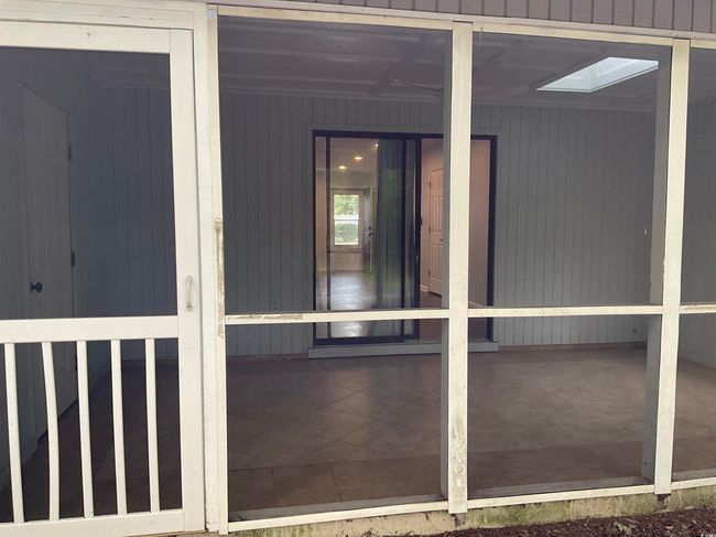View of exterior entry | Image 12