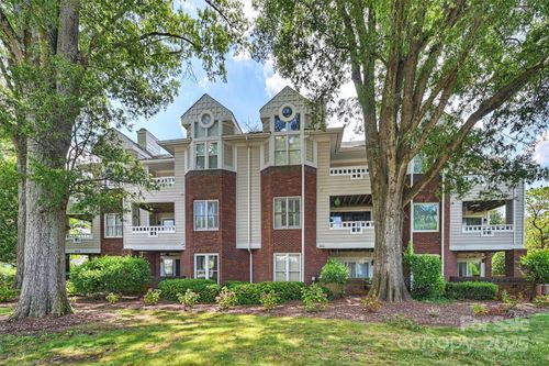 apt-4-2719 Selwyn Ave, Charlotte, NC, 28209-1767 | Card Image