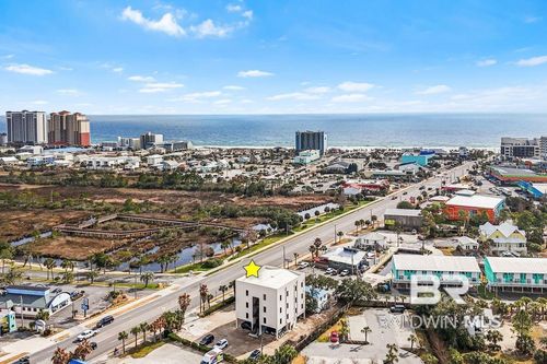 613 Gulf Shores Pkwy, Gulf Shores, AL, 36542-6465 | Card Image
