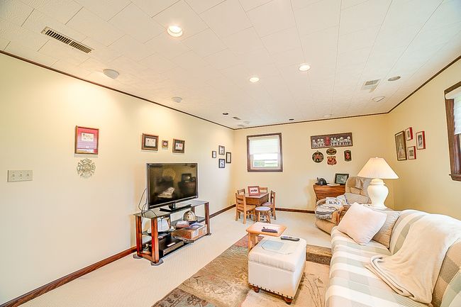 406 E Fine St, House other with 3 bedrooms, 2 bathrooms and 5 parking in Ashkum IL | Image 37