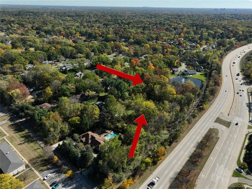 4255 Telegraph Rd, Bloomfield Hills, MI, 48302-2039 | Card Image