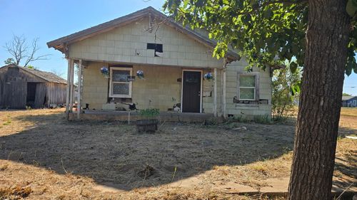 404 S Crosby St, Crosbyton, TX, 79322-3112 | Card Image