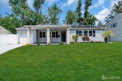 18 Grace Dr, Old Bridge, NJ, 08857-2516 | Card Image
