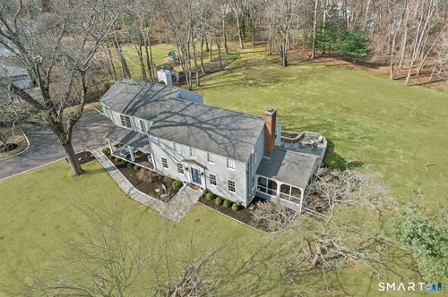 320 Warner Hill Rd, Southport, CT, 06890-3026 | Card Image