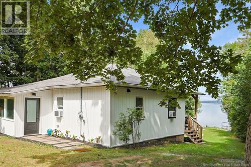 47 Birchmount Rd, Saint John, NB, E2M6L3 | Card Image
