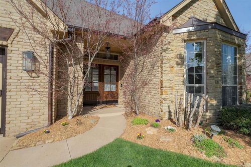 16601 Moorgate Lane, Edmond, OK, 73012 | Card Image