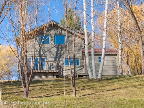 1620 E J-W Dr, Hoback Jct, WY, 83001-1605 | Card Image