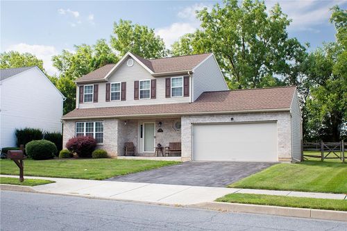 71 Penns Grant Dr, Palmer Twp, PA, 18045-7434 | Card Image