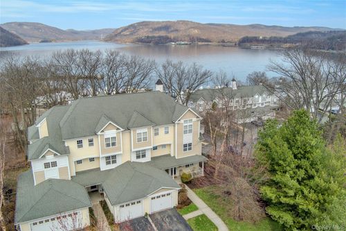 614 Viewpoint Ter, Peekskill, NY, 10566-6210 | Card Image