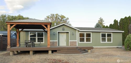10 Lakeview Loop, Oroville, WA, 98844-9277 | Card Image