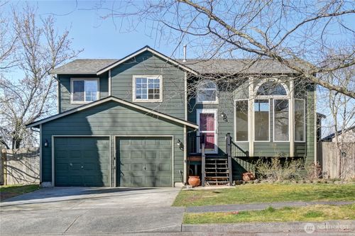 8025 Vista Dr, Arlington, WA, 98223-4013 | Card Image