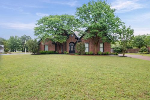 564 Fern Meadow Cv, Cordova, TN, 38018-7714 | Card Image